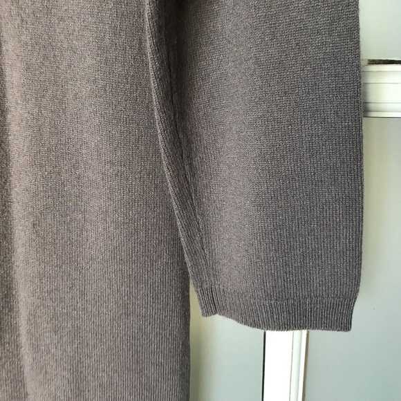 Mauve Colored Cashmere Dress By Caroll/Size Medium - Picture 5 of 7